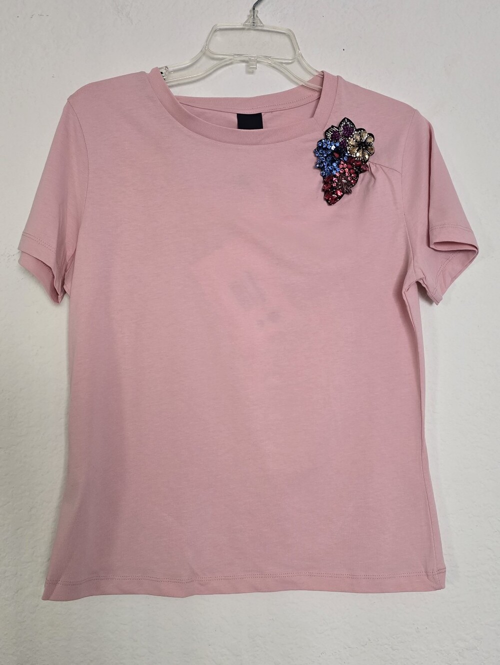 Pinko Crew Neckline Short Sleeve Beaded Brooch Pink Cotton Top Size S Sm… - Picture 2 of 8